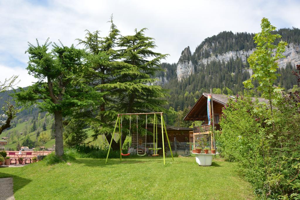 Ula'S Holiday Apartments Беатенберг Номер фото